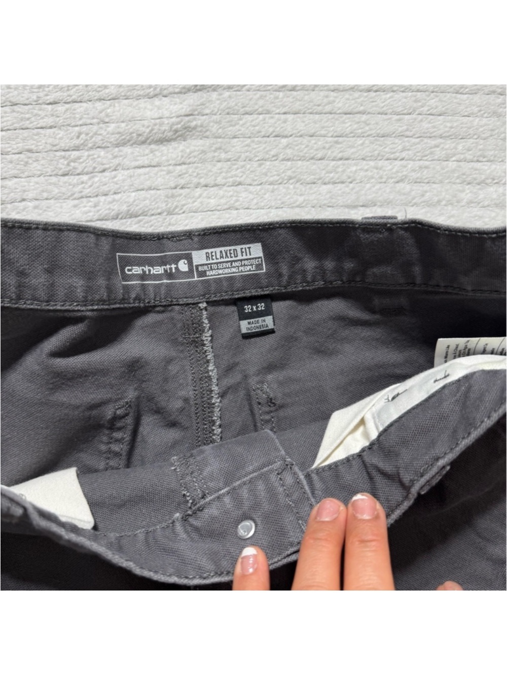 Carhartt Men’s Relaxed Jeans - Navy & Gray - Picture 5 of 9